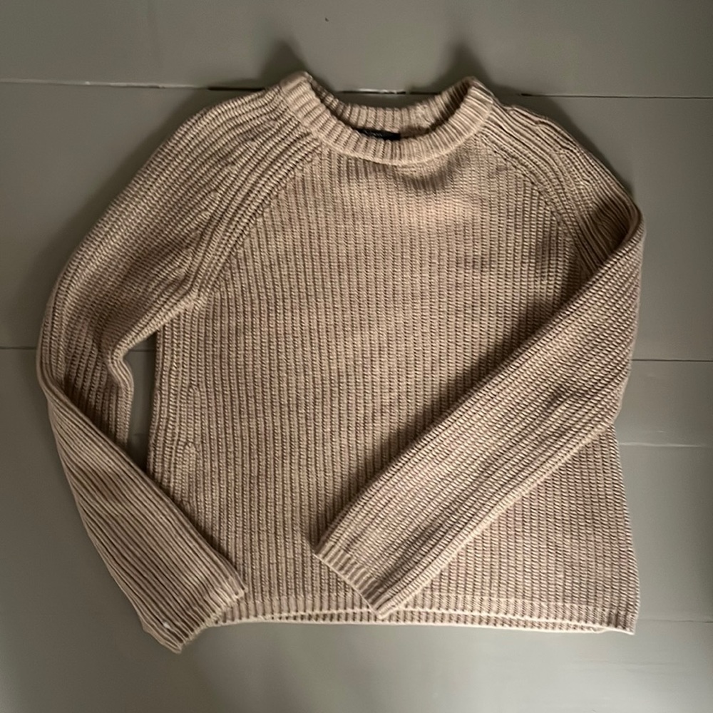 Beige quince fisherman’s sweater small